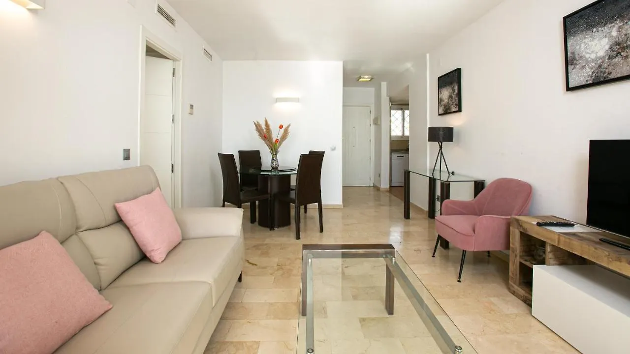Edificio Caesar Imperator Apartment Marbella